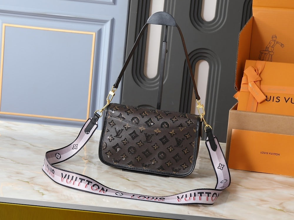 Dragons Bags ln Luxury Bag --77689