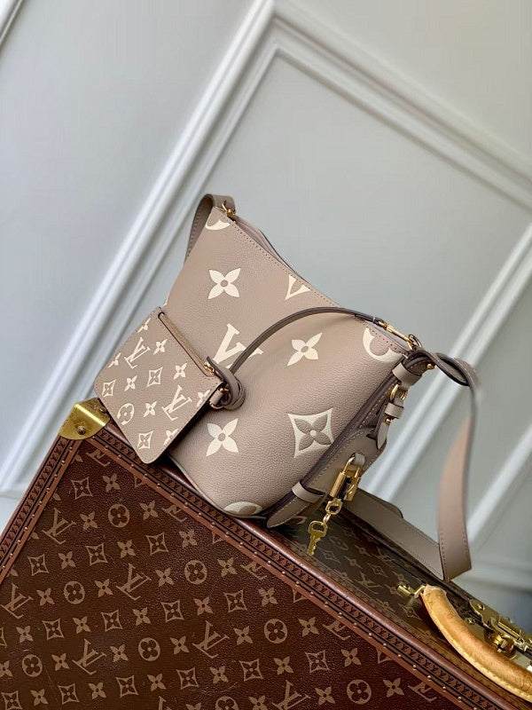 Dragons Bags ln Luxury Bag --81664