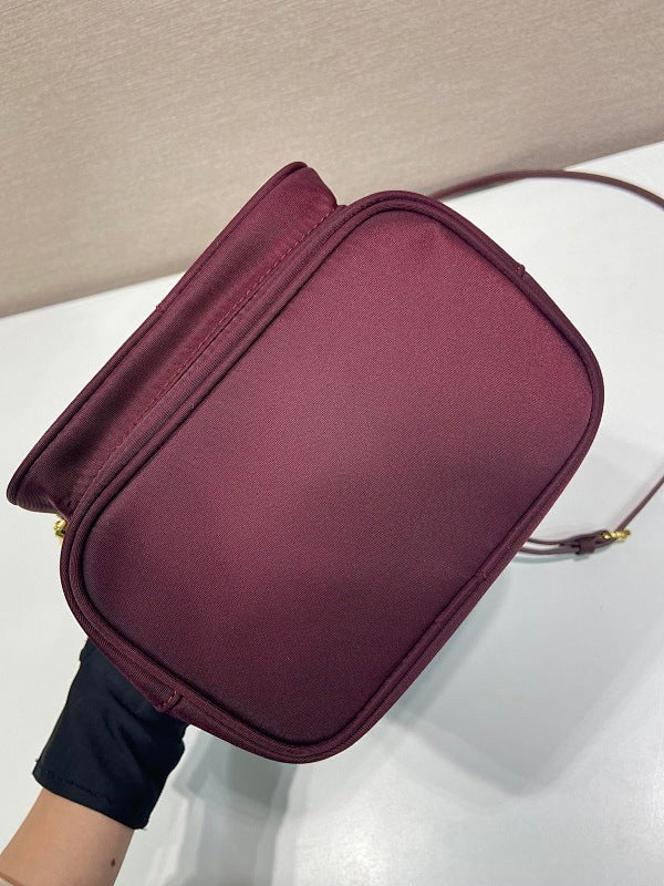 Jessica Bags pradn Luxury Bag --74584