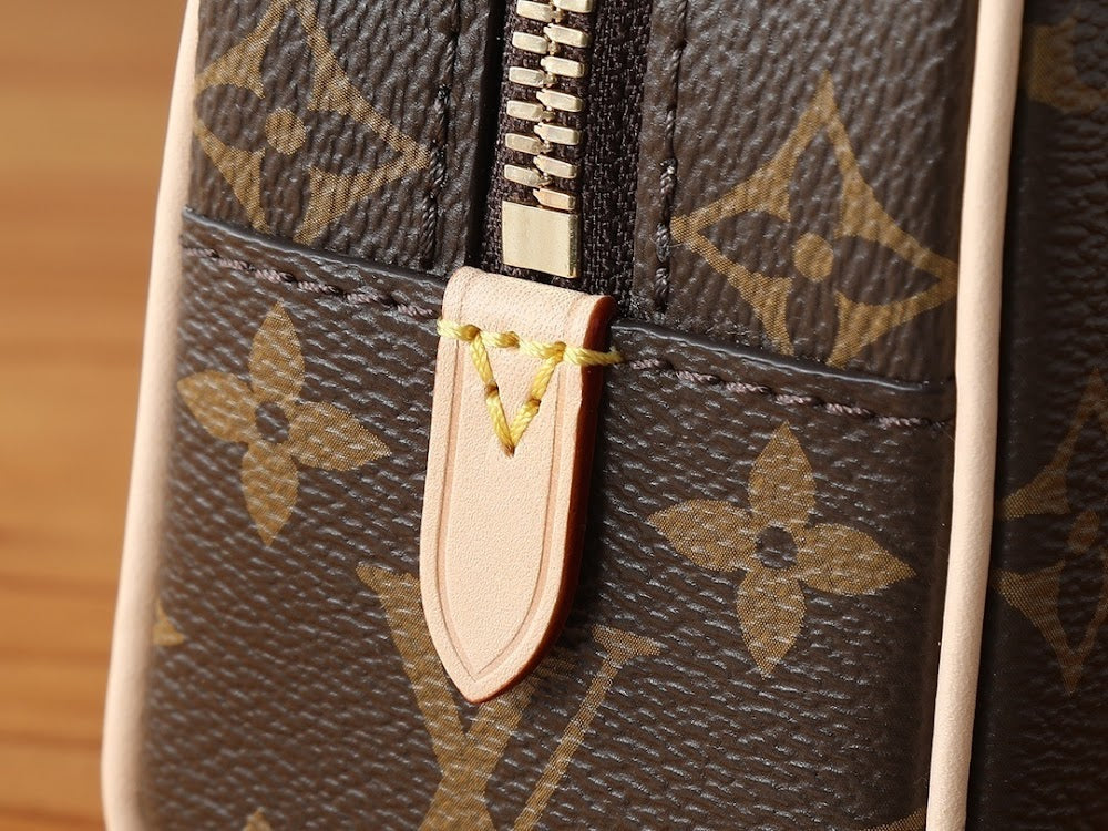 Dragons Bags ln Luxury Bag --97268