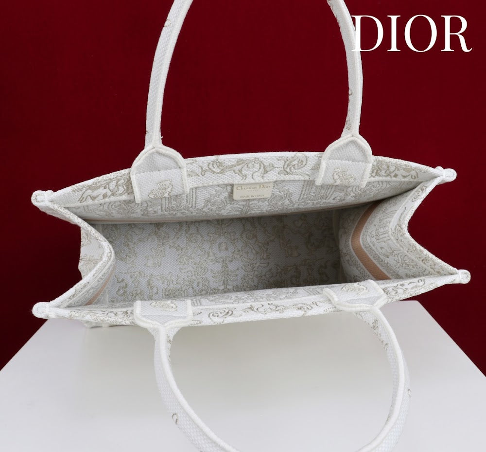 Dragons BagsDiorn Luxury Bag --114902