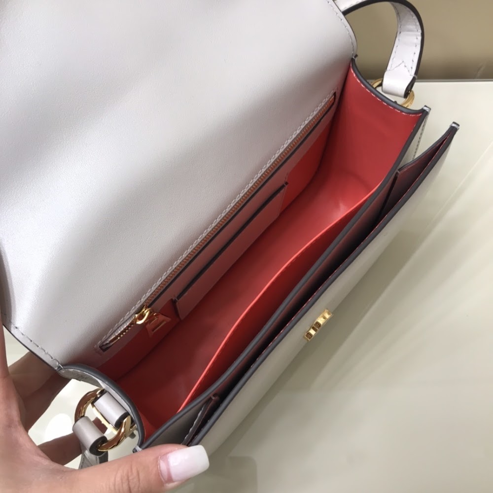 Dragons Bags ln Luxury Bag --58912