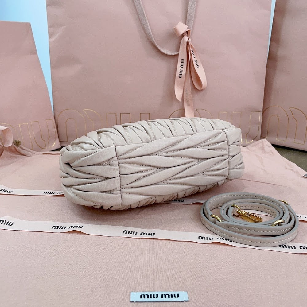 Dragons Bags Miun Miun Luxury Bag --123215