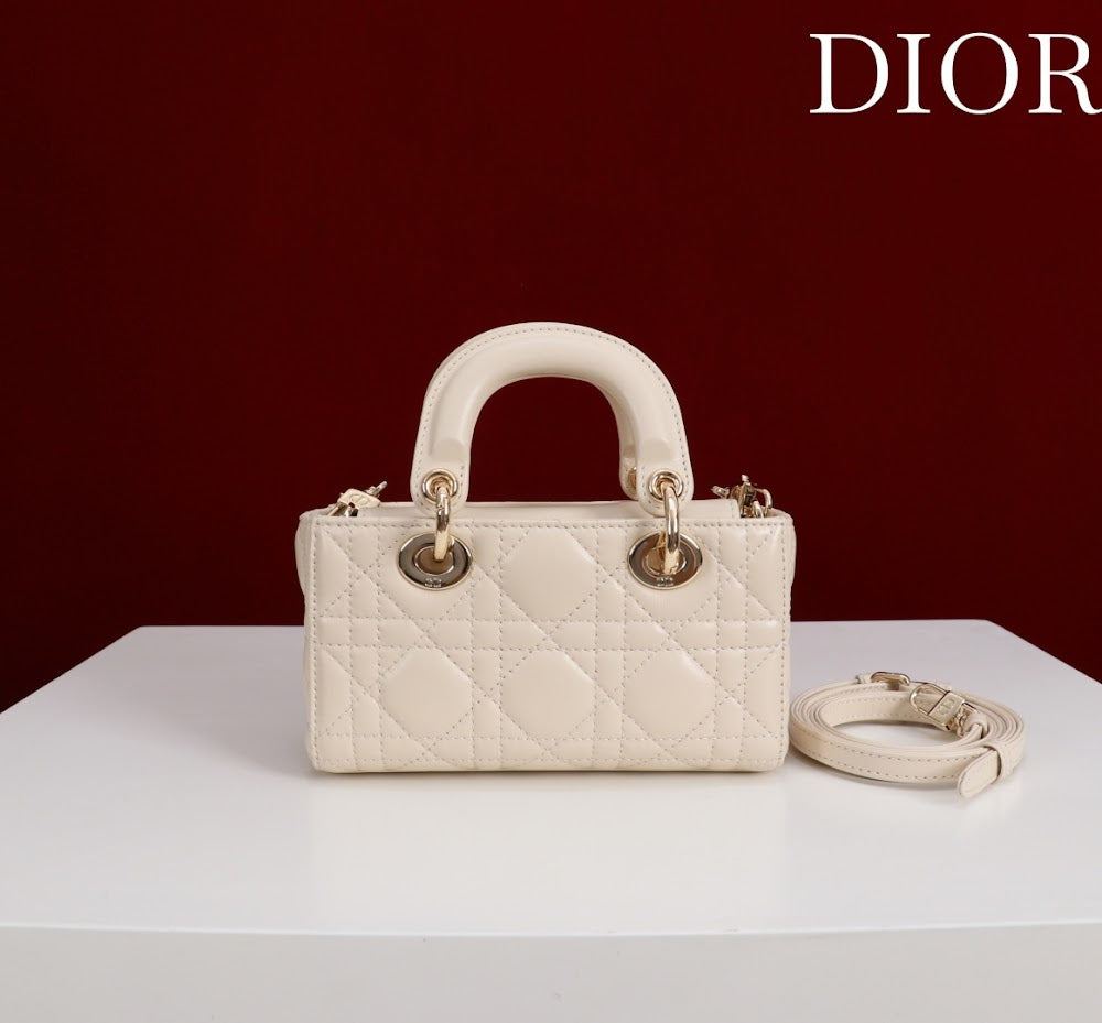 Dragons BagsDiorn Luxury Bag --115619