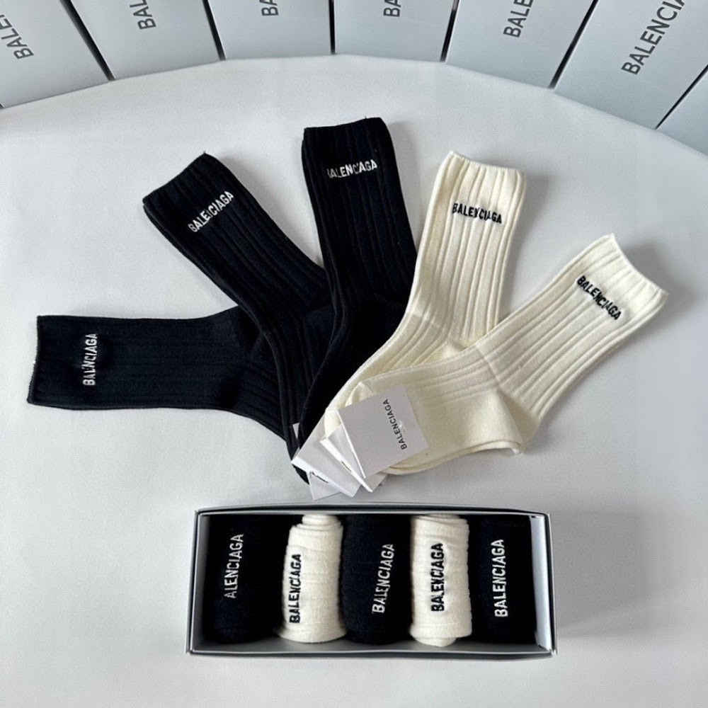 Dragons Bags Premium Luxury Socks --98019