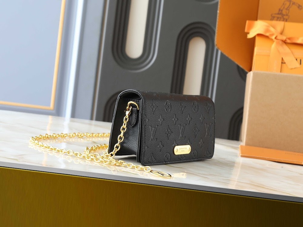 Dragons Bags ln Luxury Bag --76846