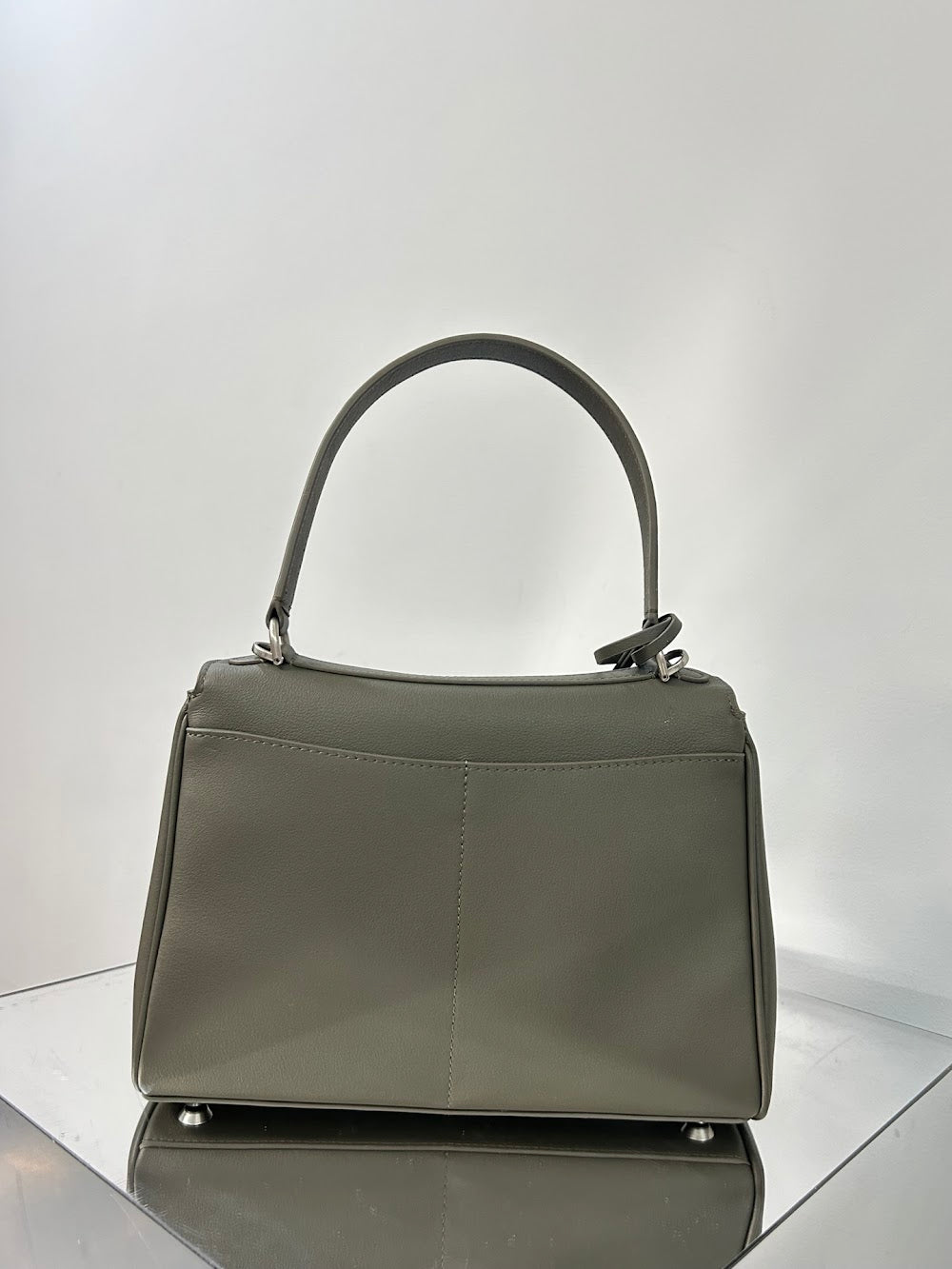 new-luxury-designer-bags-nm21720