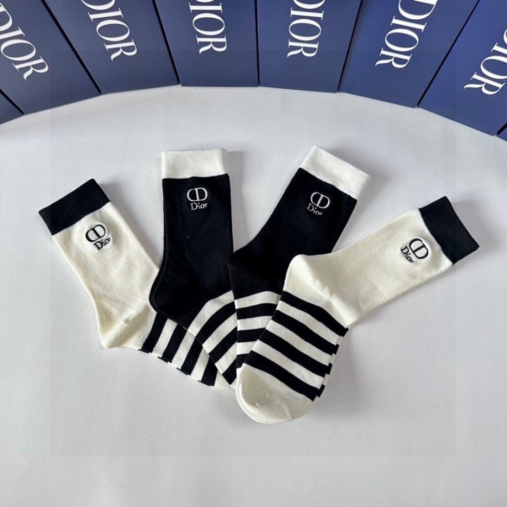 Dragons Bags Premium Luxury Socks --97957