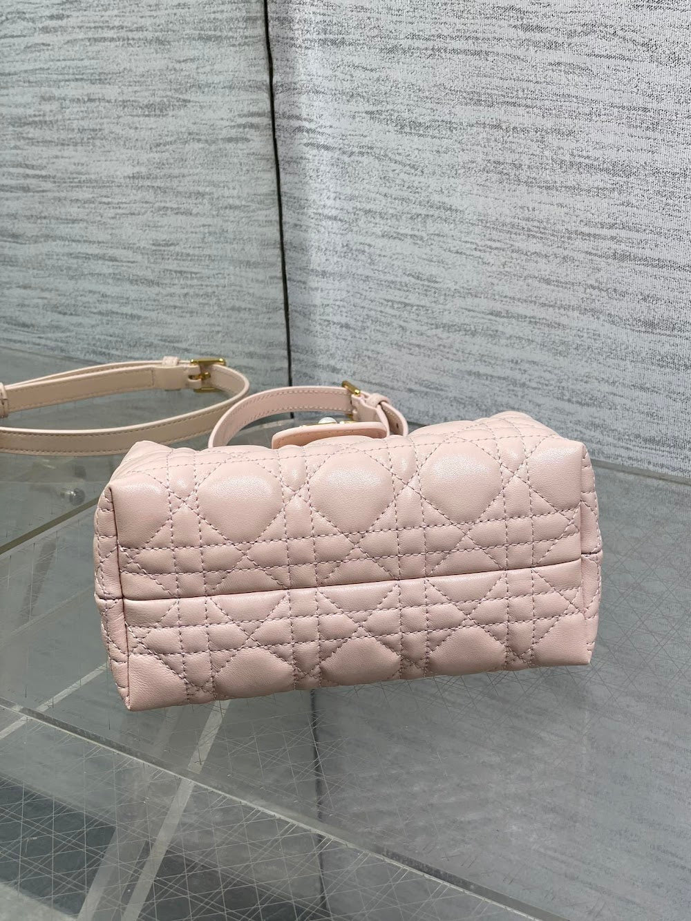 Dragons BagsDiorn Luxury Bag --116285