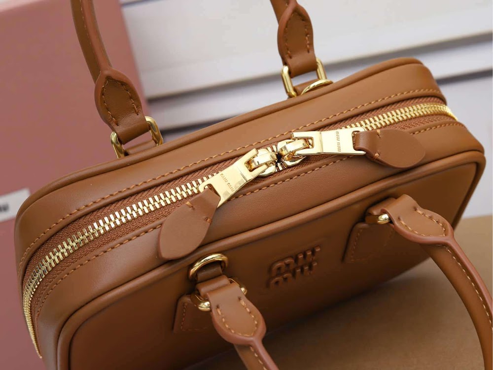 Dragons Bags Miun Miun Luxury Bag --122757