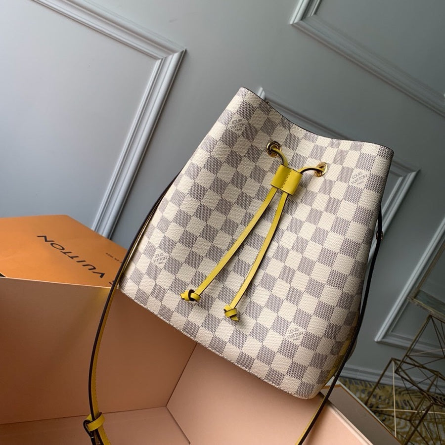Dragons Bags ln Luxury Bag --96812