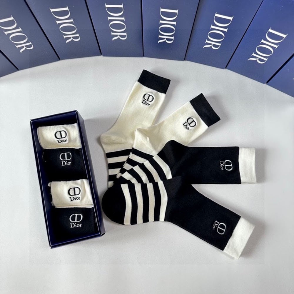Dragons Bags Premium Luxury Socks --97957