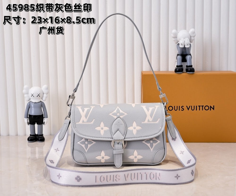 Dragons Bags ln Luxury Bag --76680