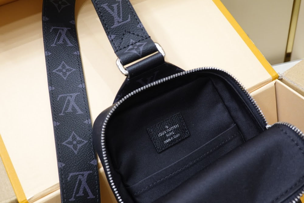 Dragons Bags ln Luxury Bag --66180