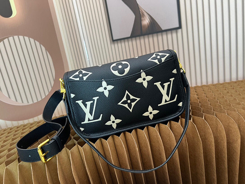 Dragons Bags ln Luxury Bag --81405