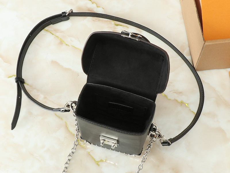 Dragons Bags ln Luxury Bag --81533