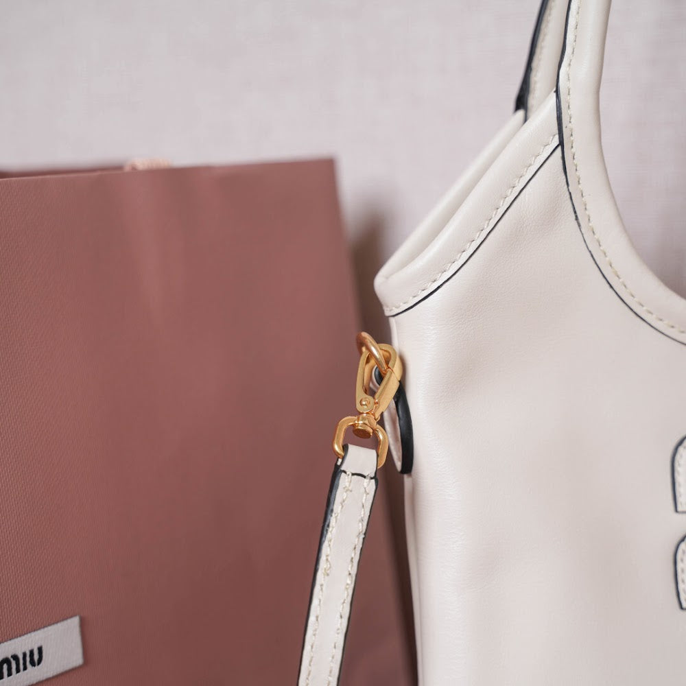 Dragons Bags Miun Miun Luxury Bag --123558