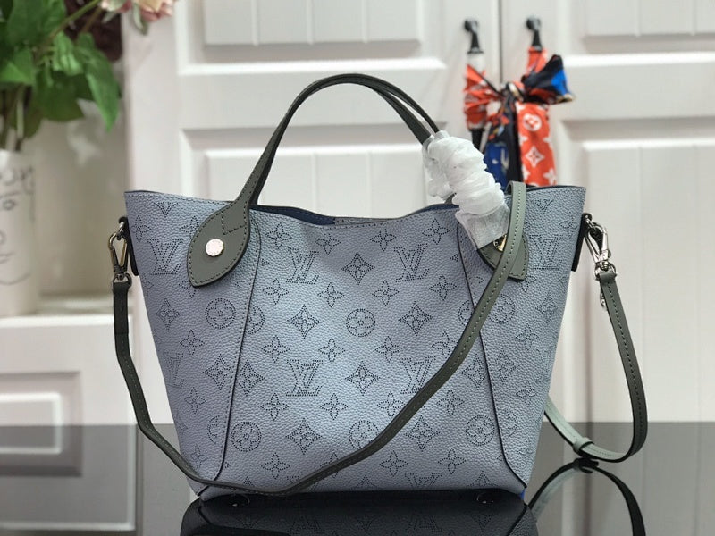 Dragons Bags ln Luxury Bag --66176