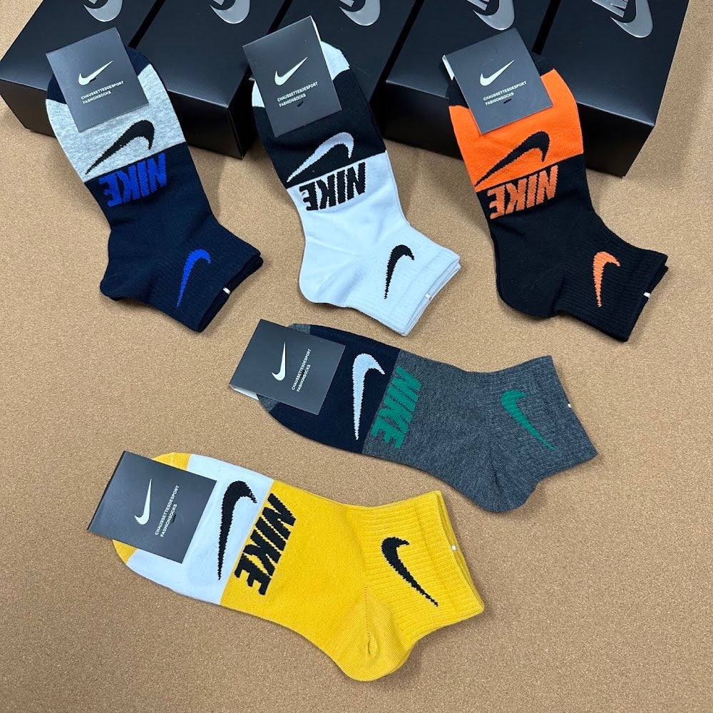 Dragons Bags Premium Luxury Socks --98400