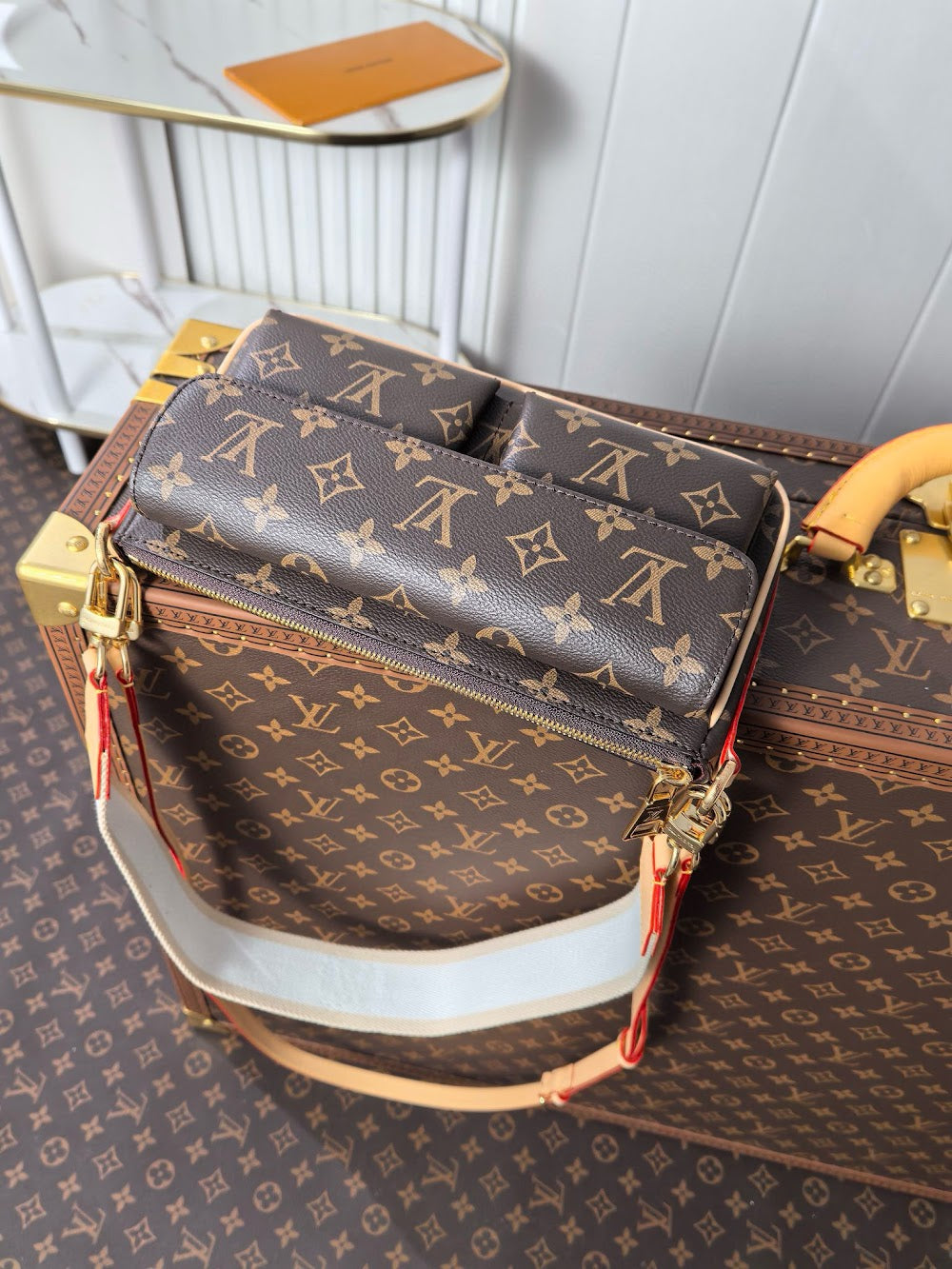 Dragons Bags ln Luxury Bag --81561