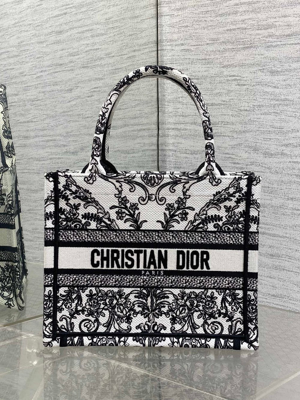Dragons BagsDiorn Luxury Bag --115457