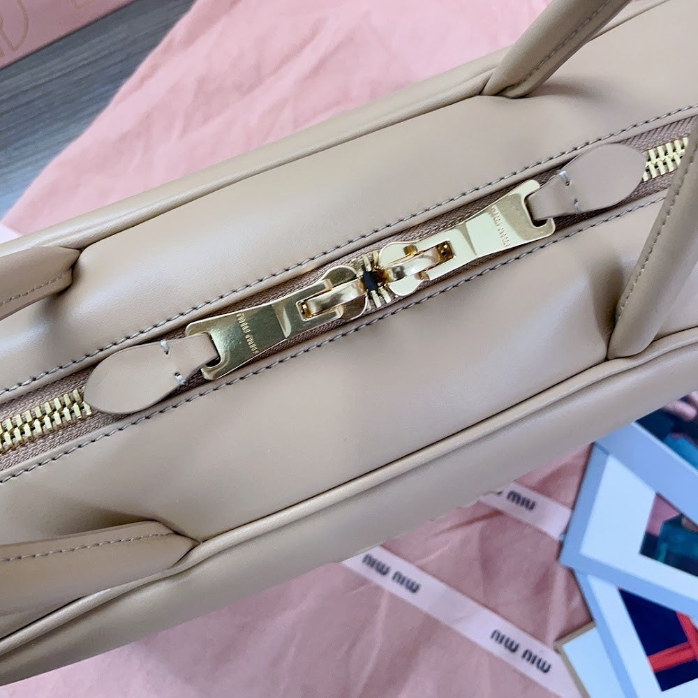 Dragons Bags Miun Miun Luxury Bag --122407