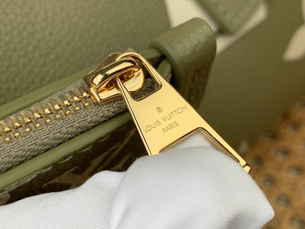 Dragons Bags ln Luxury Bag --68791