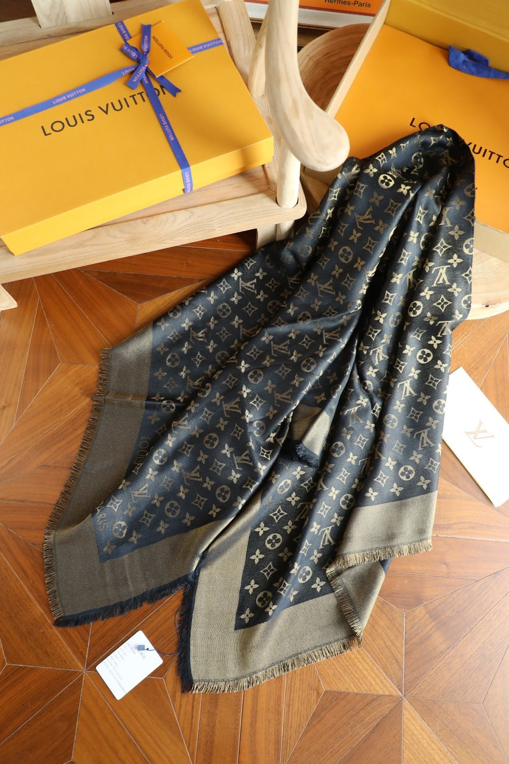 Dragons Bags Premium Designer Scarf --99304