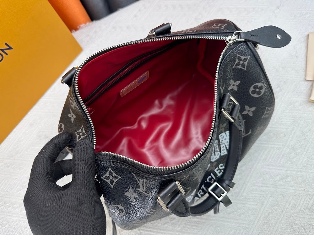 Dragons Bags ln Luxury Bag --77327