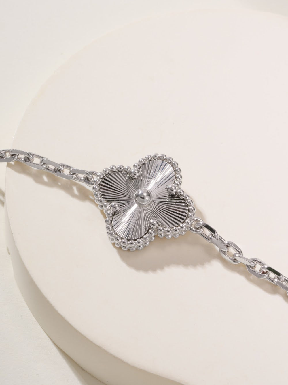 Dragons Bags VCA Luxury Jewelry --51842