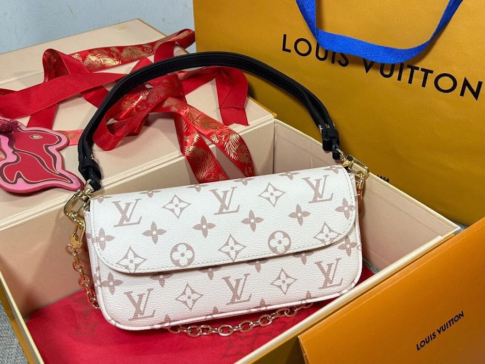 Dragons Bags ln Luxury Bag --81380