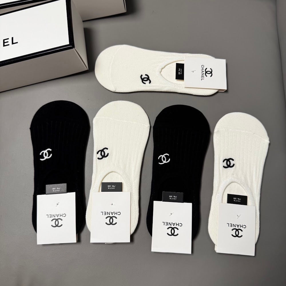Dragons Bags Premium Luxury Socks --98463