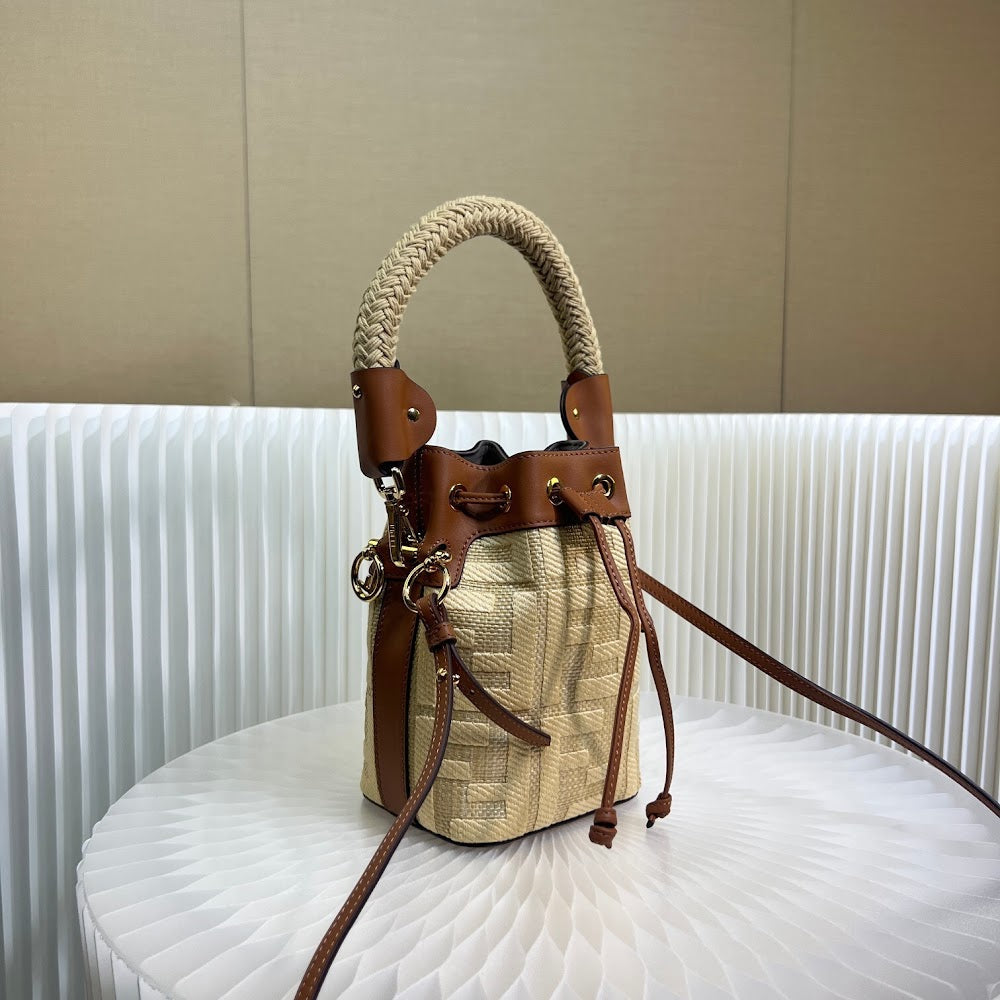 new-luxury-designer-bags-nm15675