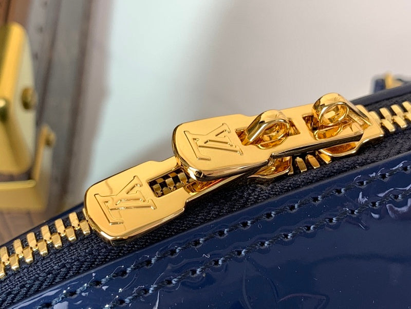 Dragons Bags ln Luxury Bag --69583
