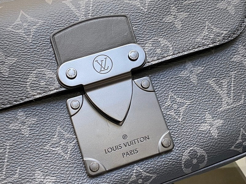 Dragons Bags ln Luxury Bag --70134