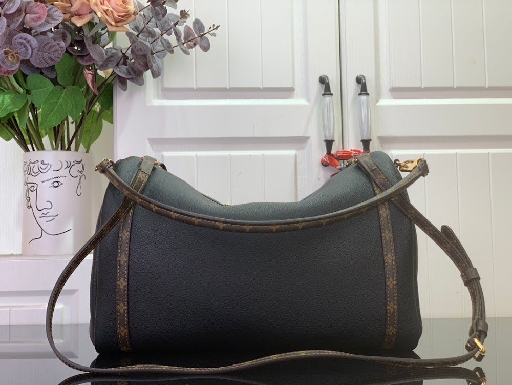 Dragons Bags ln Luxury Bag --96735