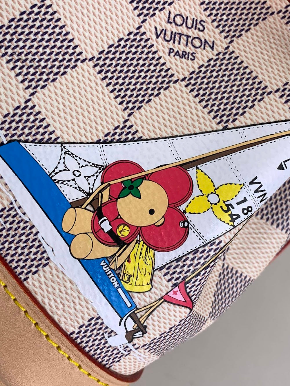 Dragons Bags ln Luxury Bag --68649