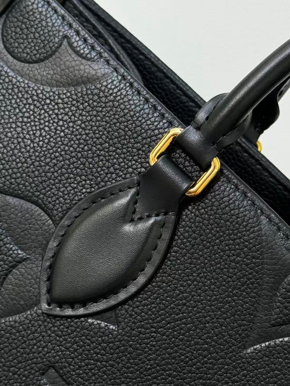 Dragons Bags ln Luxury Bag --96706