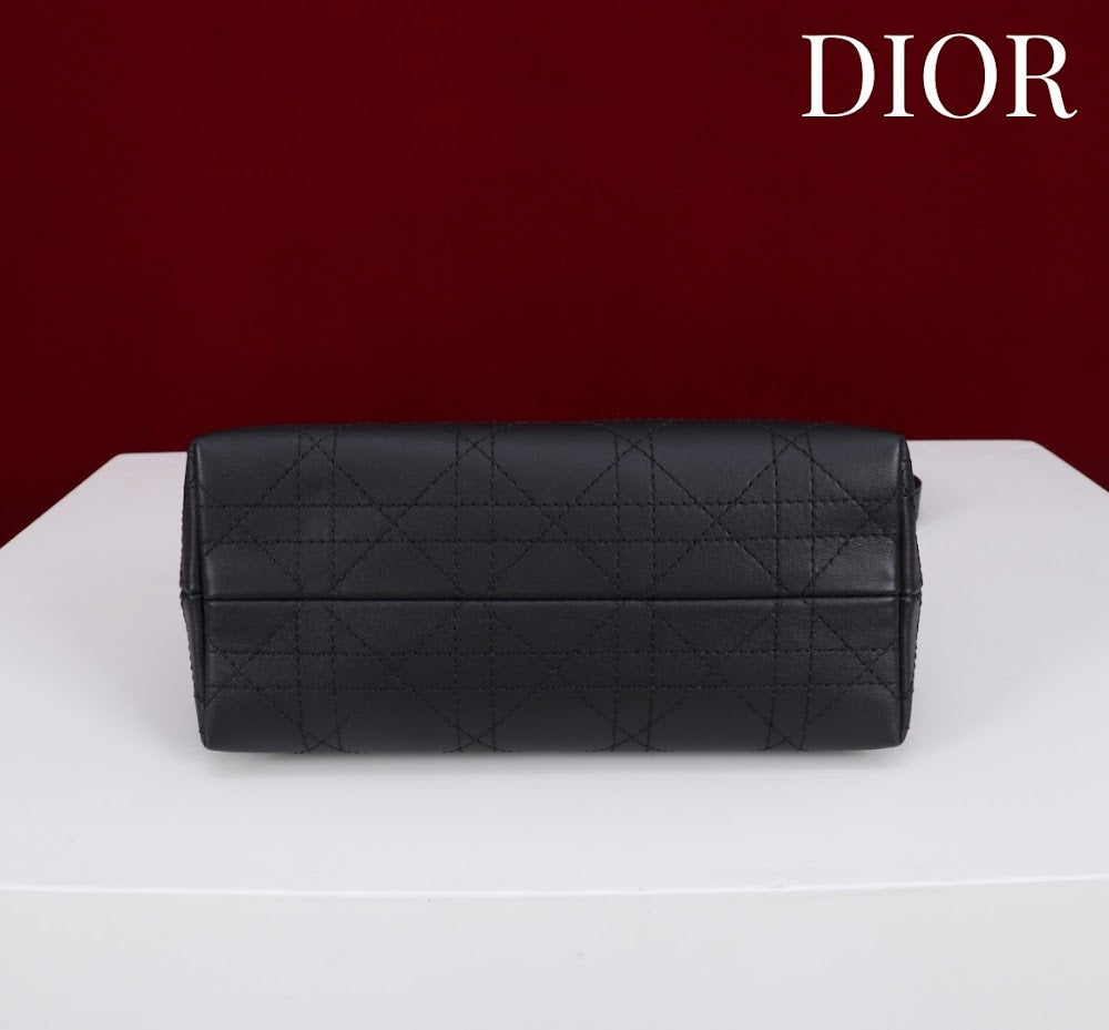 Dragons BagsDiorn Luxury Bag --114445