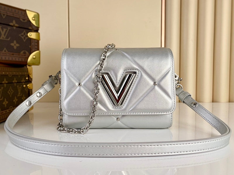 Dragons Bags ln Luxury Bag --60699
