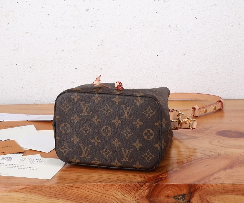 Dragons Bags ln Luxury Bag --97316