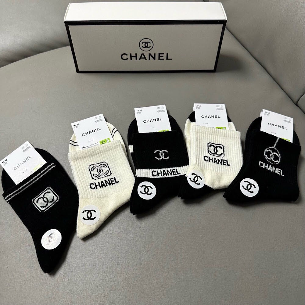 Dragons Bags Premium Luxury Socks --98523