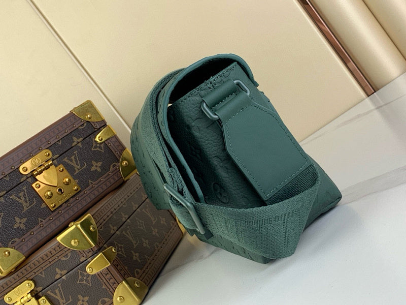 Dragons Bags ln Luxury Bag --81456