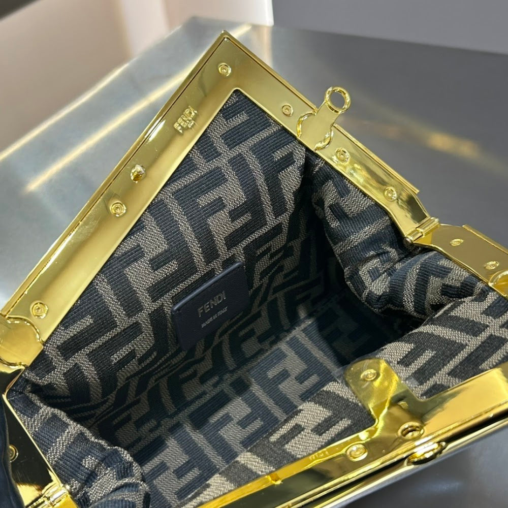 new-designer-premium-bags-nm15567