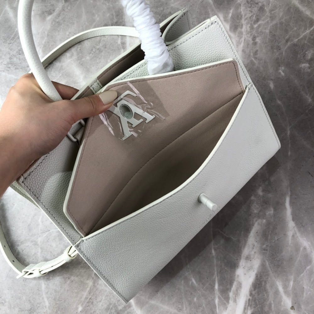 Dragons Bags ln Luxury Bag --56980
