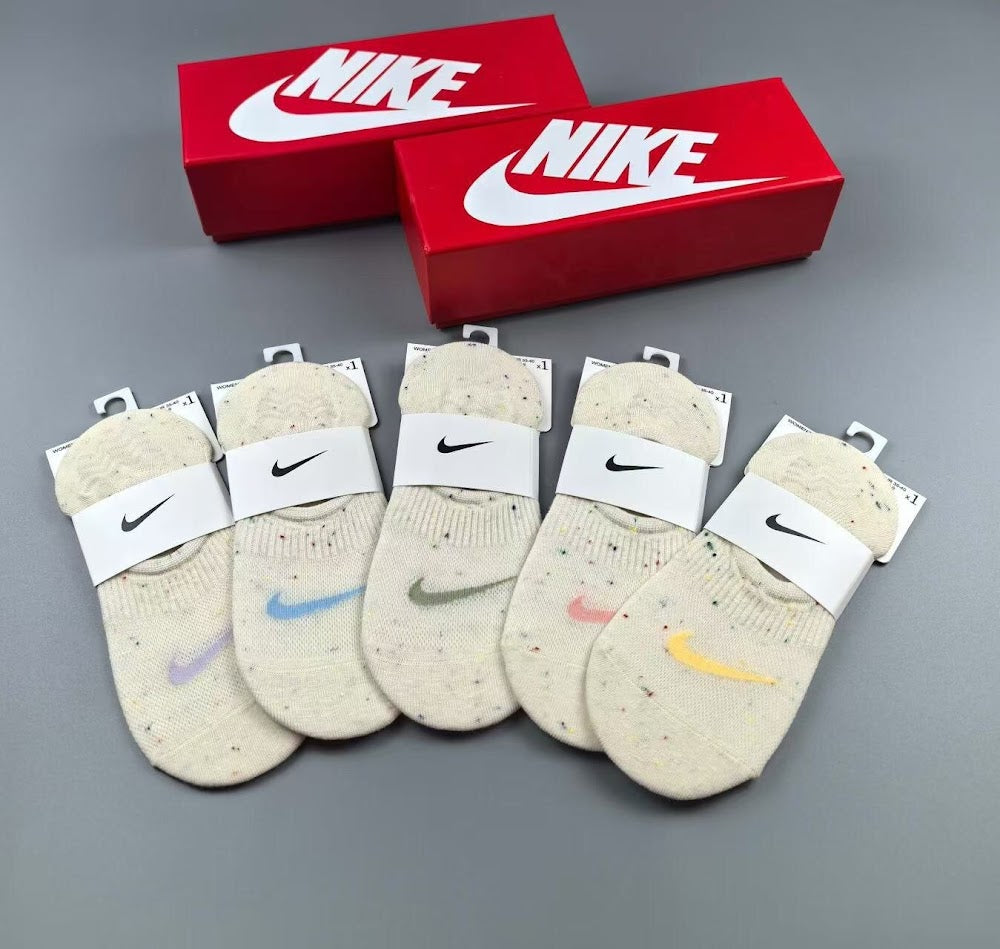 Dragons Bags Premium Luxury Socks --98346