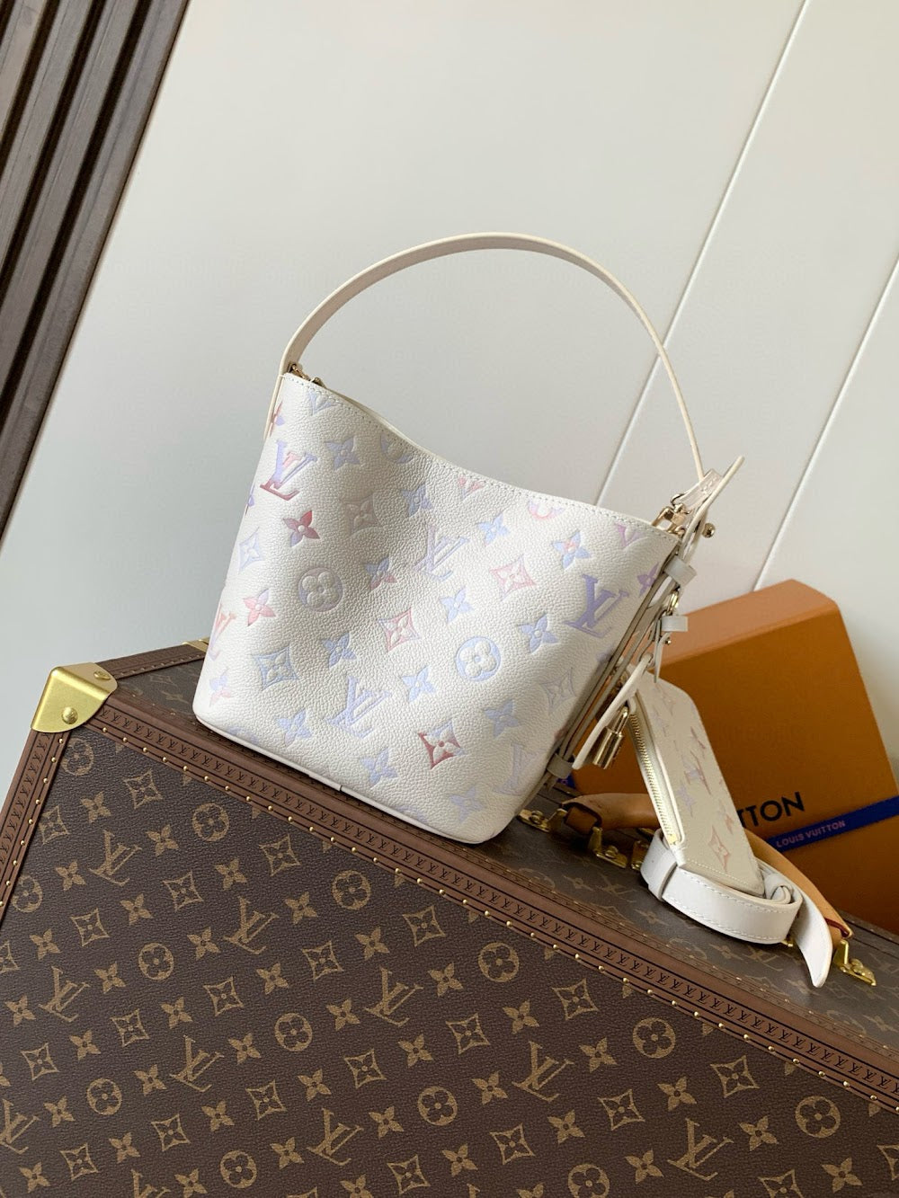 Dragons Bags ln Luxury Bag --81756