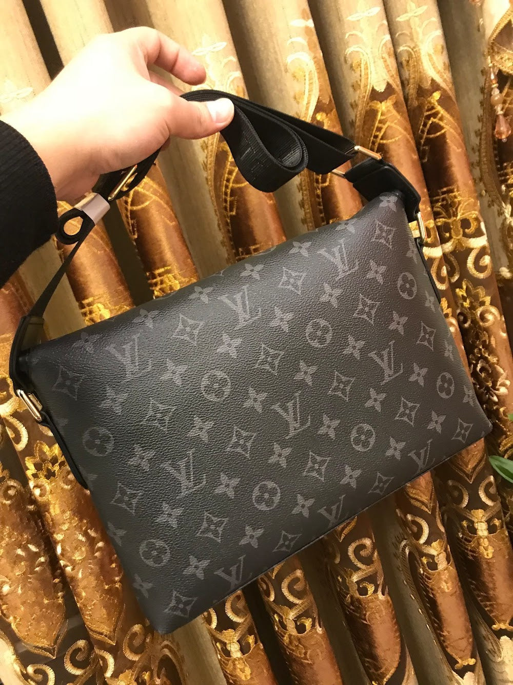 Dragons Bags ln Luxury Bag --70146