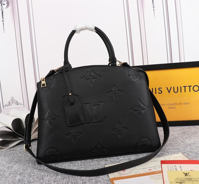 Dragons Bags ln Luxury Bag --78186