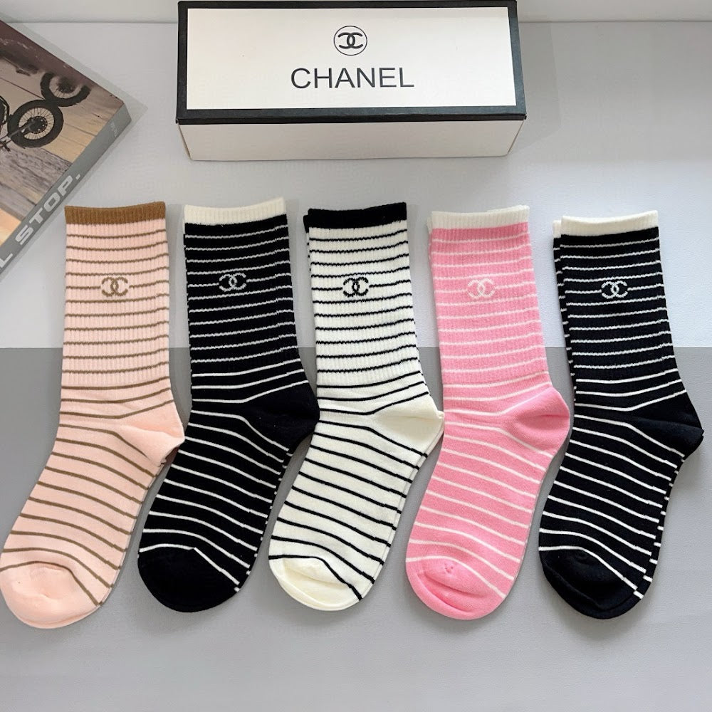 Dragons Bags Premium Luxury Socks --98133